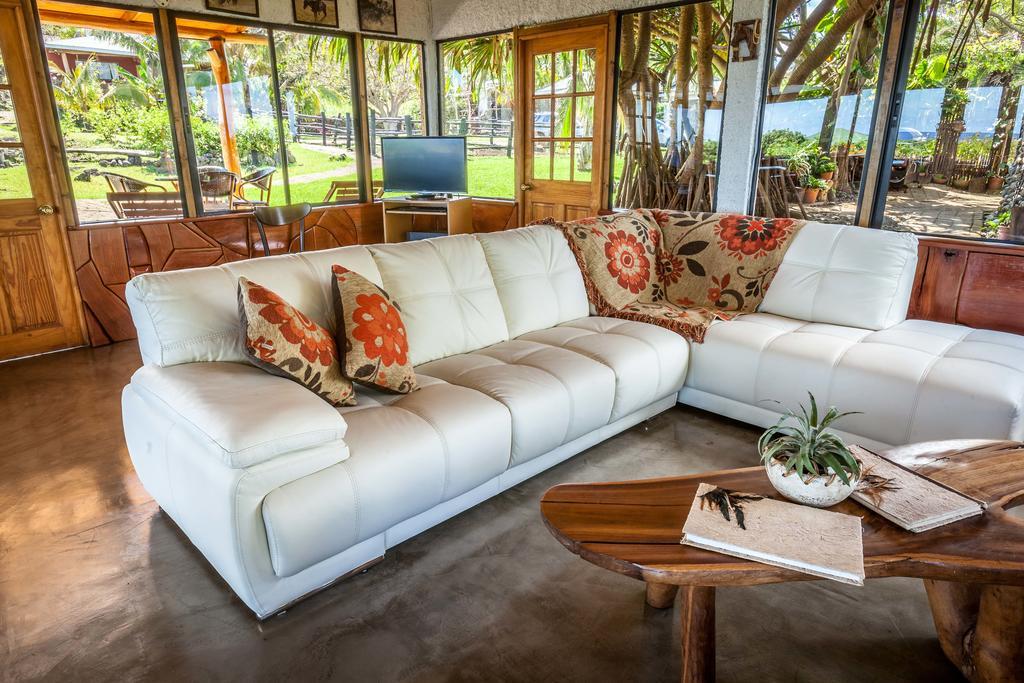Pikera Uri Eco Lodge Hanga Roa Luaran gambar